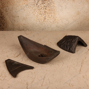Vintage Japanese Bronze Kobako with Thatched Roof Lid, Early Showa (1927-1945) | SKU: 26M-877 -2