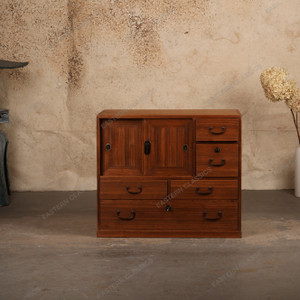 Antique Japanese Ko Tansu Small Chest, Taisho era, 1912-1926 | SKU: 26J-G042-1 -