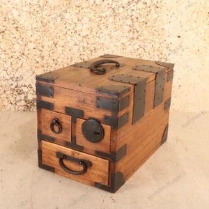 Antique Japanese Hakobi-Tansu Travelling Chest, Meiji circa 1900-1911 | SKU: 26J-0515 - 1