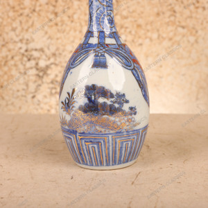 Vintage Japanese Imari-style Porcelain Tokkuri Sake Bottle, Mid Showa 1946-1965 | SKU: 26J-0498-2 - 2