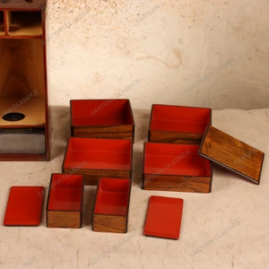 Vintage Japanese Portable Warming Chest with Lacquered Jubako Box and Trays, Early Showa 1927-1945 - 2