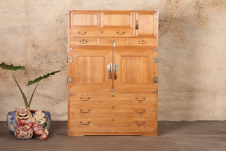 The History and Evolution of Japanese Tansu Chests