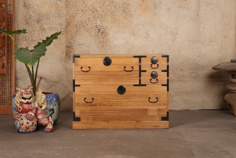 Japanese Kiri Wood Ko Tansu, Small Chest (24N-G4)