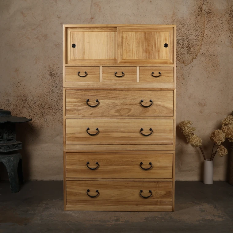 Japanese style 3 section clothing chest. (KB13)