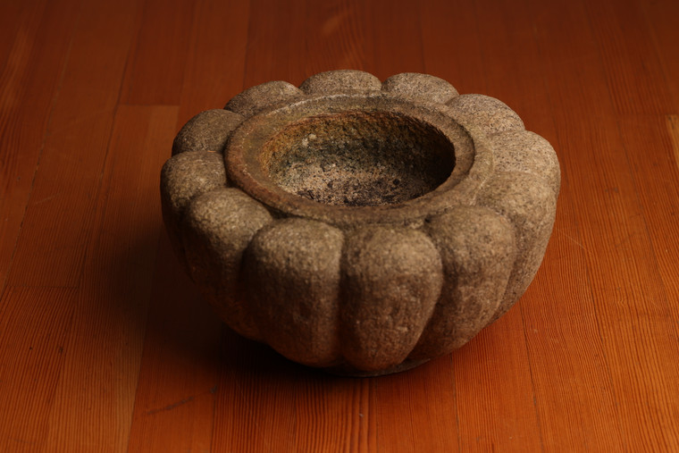 Vintage Japanese Tsukubai, Garden Stone Basin (22S-102)