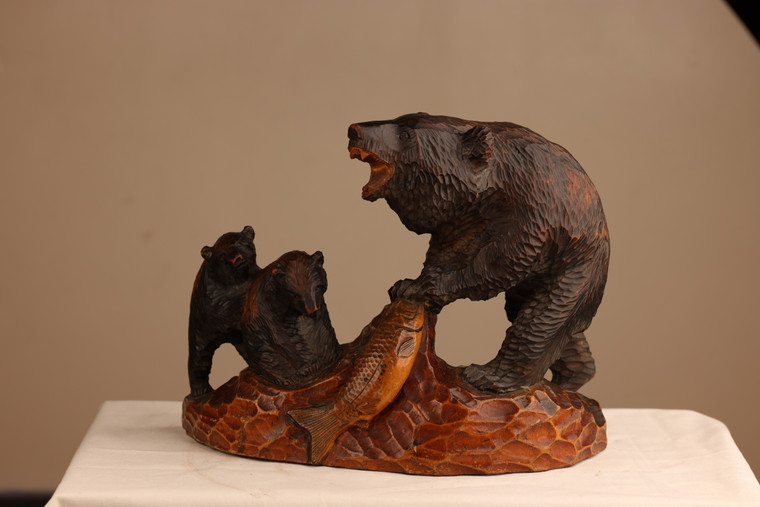 Japanese Wooden Hokkaido Ainu Bear (22S89-3)