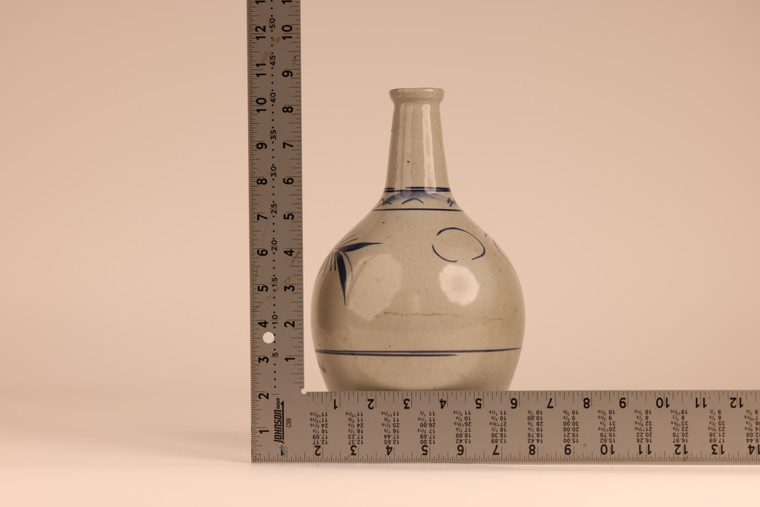 Vintage Japanese Sake Bottle Tokkuri (23M164-1)