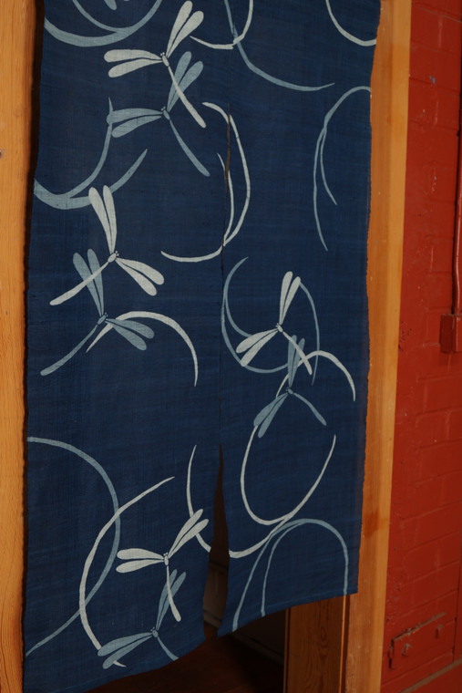 Japanese style linen noren, door way curtain. dragonflies on blue. (WE10-89) 35"W x 59"L