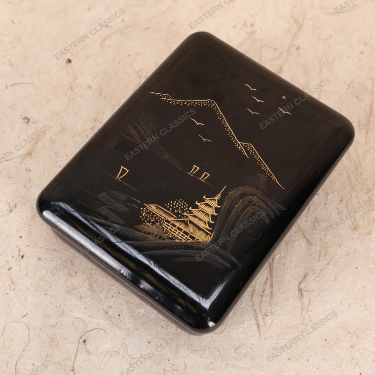Vintage Japanese Lacquered Box — Wood, 1950, Showa Era (SKU: 25M-320-1) - 1