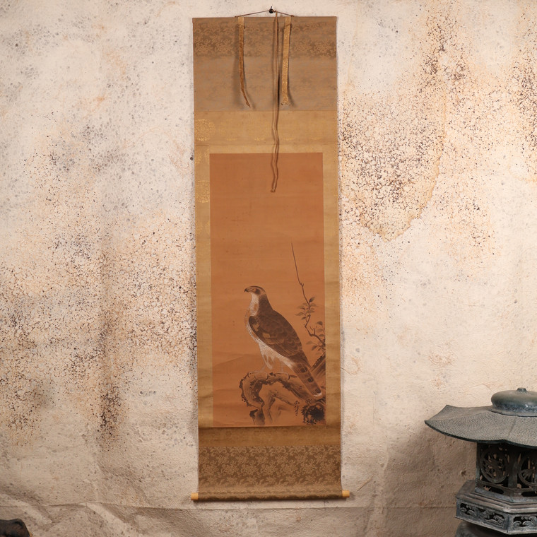 Japanese Hanging Scroll – Hawk on Cliff by Shōshin (尚信)