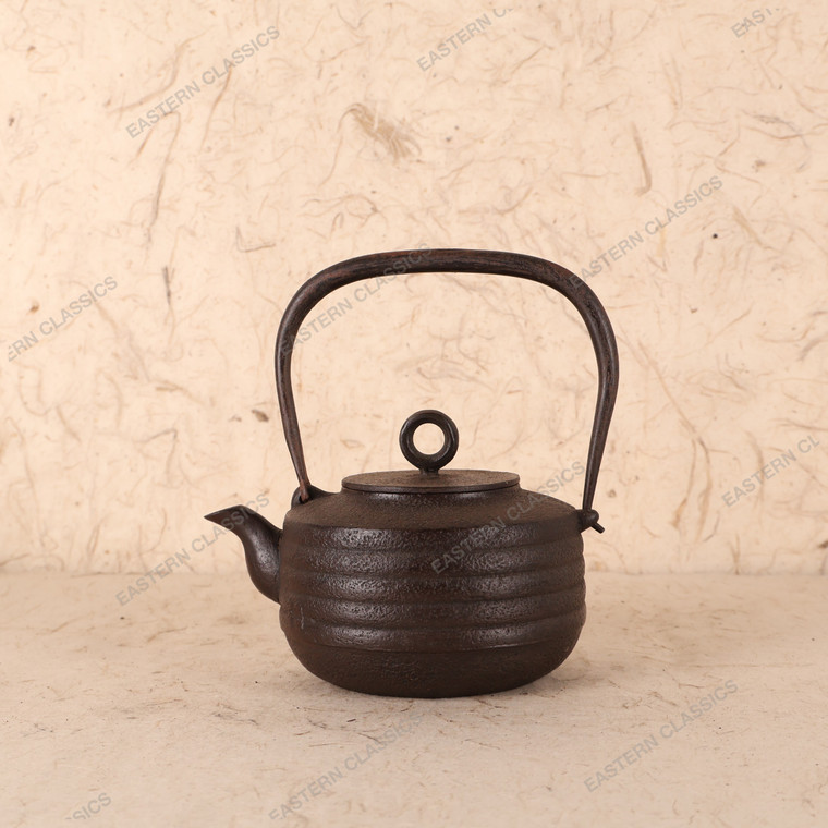 Vintage Japanese Kettle — Iron (SKU: 25D-070) -