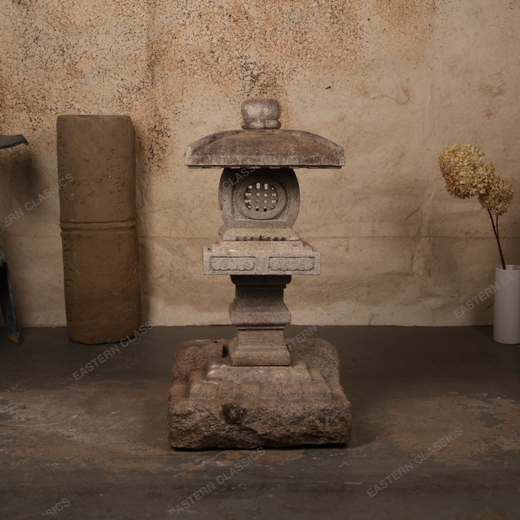 Vintage Japanese Granite Garden Lantern (Toro), Mid Showa 1946-1965 | SKU: 26M-925 - 1