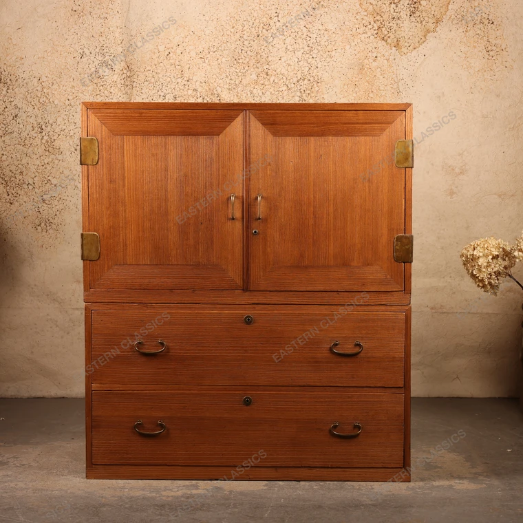 Antique Japanese Kimono tansu, Taisho era, circa 1912-1926 | SKU: 26J-A471 - 1