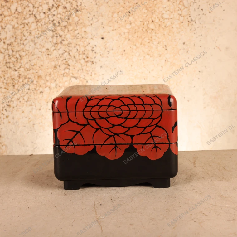 Vintage Japanese Lacquered Jubako Stacking Box, Showa 1966-1989 | SKU: 26J-0541 - 1