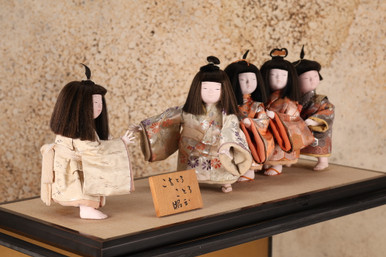 Nihon Ningyo (Japanese dolls) in glass case (712)