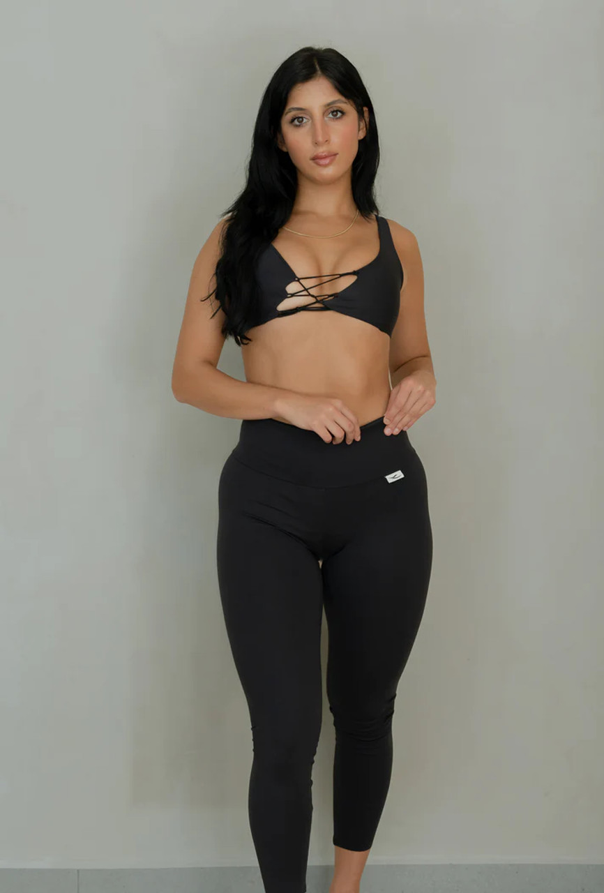 The Black High-waisted LUX Leggings Large