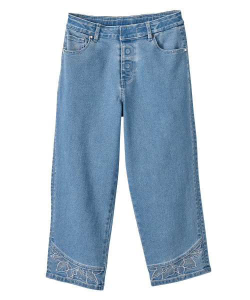 Silverts SV024 Senior Women's Magnetic Front Fly Adaptive Capri Jeans Light Wash, Size=S, SV024-SV2082-S Silverts SV024 Senior Women's Magnetic Front Fly Adaptive Capri Jeans Light Wash, Size=S, SV024-SV2082-S