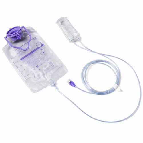 CS/30 Kangaroo OMNI Feeding Set with ENPlus Spike — case of 30 (photographed bag labelled 500 mL) — Three-quarter hero, full-kit flat-lay