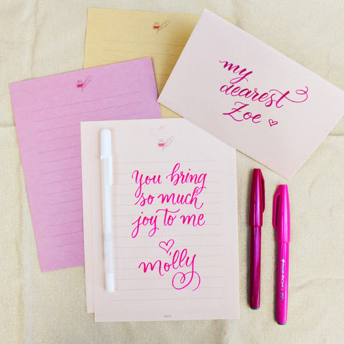 Midori Mood Letter Set, Passionate Pink 86915-006 Midori Mood Letter Set, Passionate Pink 86915-006