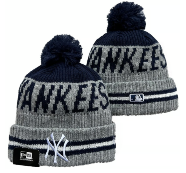 New York Yankees Pom Beanie