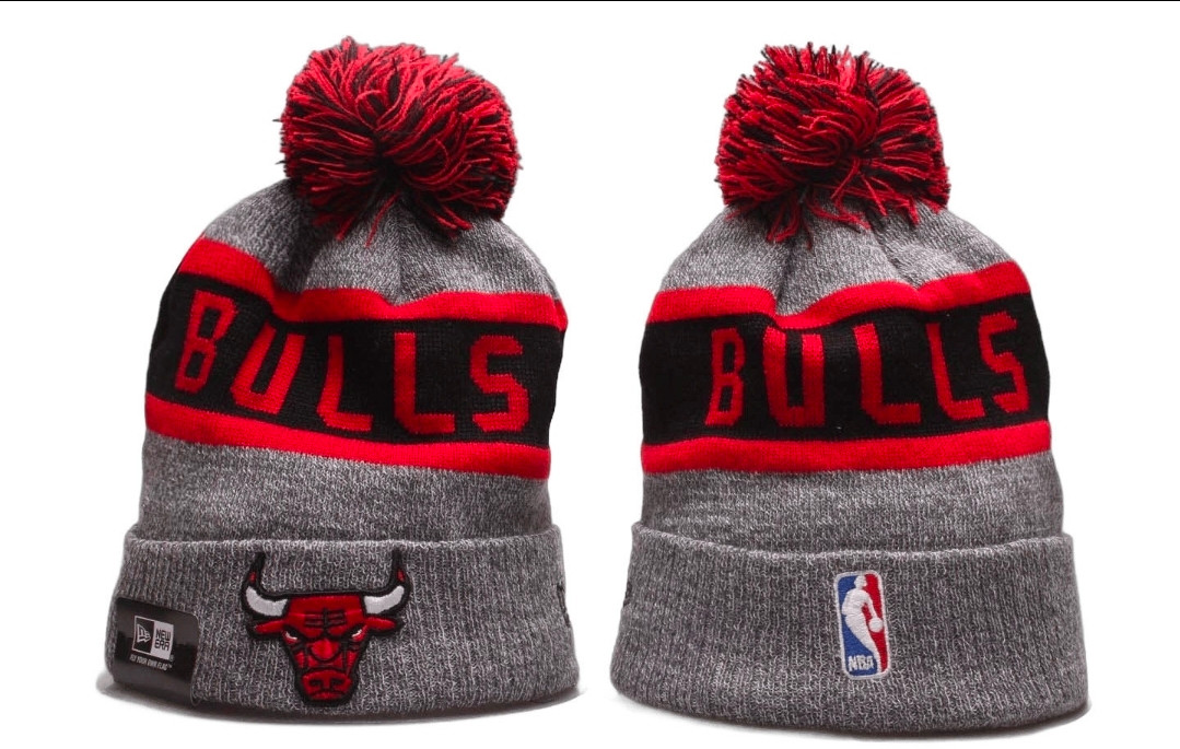 Chicago Bulls Pom Knit Beanie