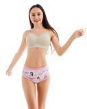 Female model wearing training pants, front-view.