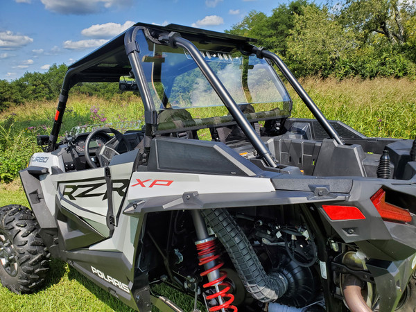 Polaris RZR XP 1000 Back