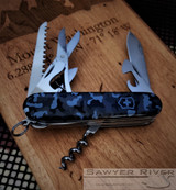 Victorinox Swiss Army Hunstman - Navy Camouflage Handle Scales - 91mm - 15 Function Multi-Tool - Large & Small Blades - Scissors - Saw - Corkscrew - Can & Bottle Openers w/ Flatheads & Wire Stripper - Punch/Awl - Multi-Use Hook | Made in Switzerland (1.3713.942-X2