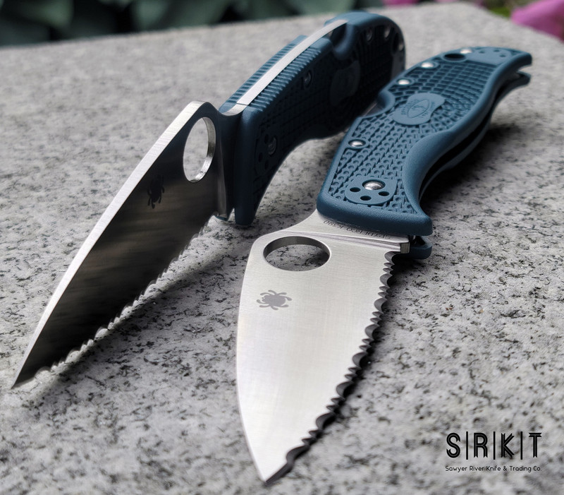 Spyderco LeafJumper C262SBLK390 Satin K390 Fully Serrated Leaf