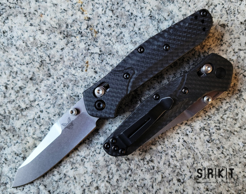 Benchmade Mini Osborne 945-2 Carbon Fiber Scales w/ Blue Accents