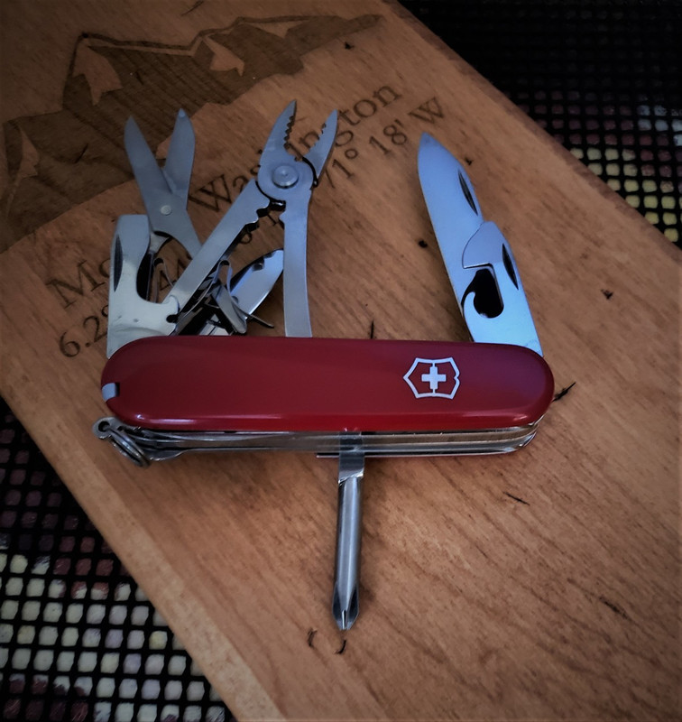 Victorinox 2024 tinker alox