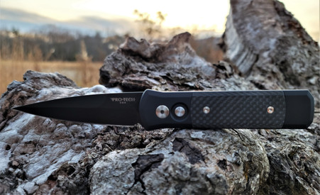 Pro-Tech Godson Auto 705 @ SRKT Carbon Fiber Inlay Handle Black Blade