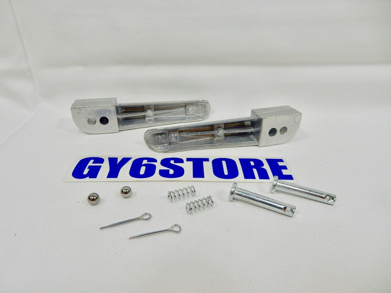 TAO TAO SCOOTER LEFT & RIGHT FOOT PEGS FOR VIP 50cc & POWERMAX 150cc *OEM*