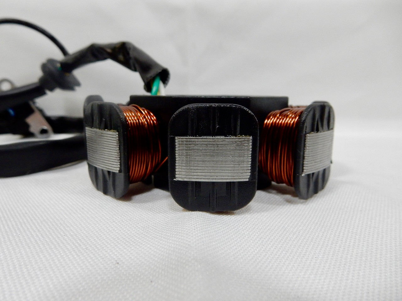 50cc DC STATOR MAGNETO 8-COIL (8 COIL, 4-WIRE, 3-PIN) GY6