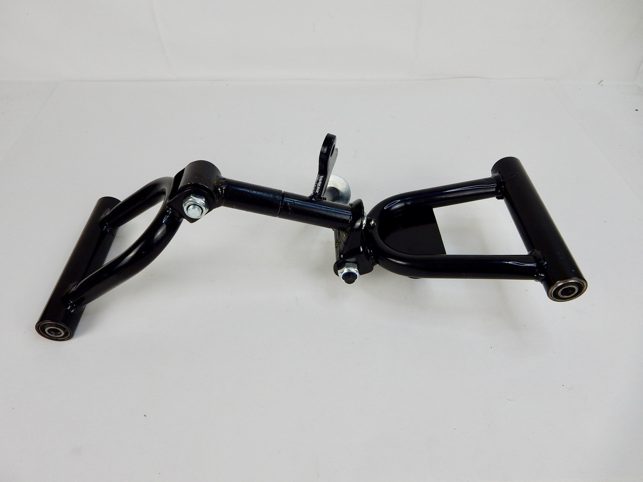TAO TAO 110cc ATV (ATA B/B1 BOULDER B1) LEFT SIDE A-ARM SPINDLE UPPER LOWER SET