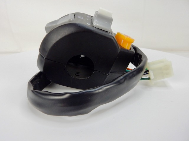 Left Handlebar Multi-Function Switch Assembly – 8-Wire Female Plug
