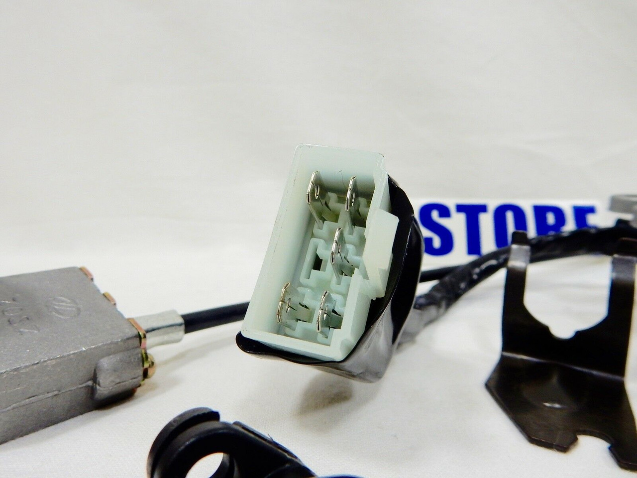 IGNITION SWITCH KEY LOCK SEAT LOCK WITH KEYS SET (TYPE #1)