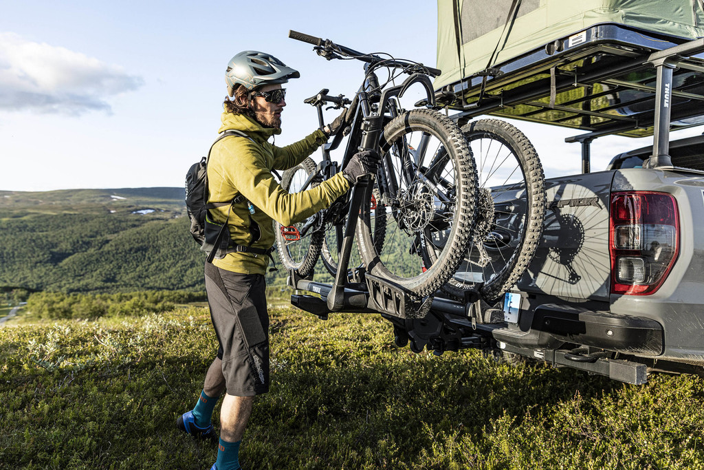 No need to be photogenic to carry some bikes with ease, am I right?