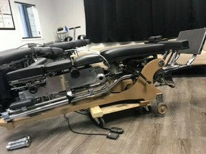 Chiropractic Table Zenith 420 Thompson Hi Lo Drop Table New Compresor Upholstery Chiropractic Table Zenith 420 Thompson Hi Lo Drop Table New Compresor Upholstery