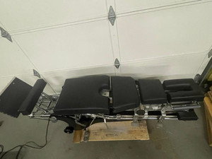 Zenith Thompson 320 Hylo Chiropractic Table Manual Drop ***BLACK BEAUTY*** Zenith Thompson 320 Hylo Chiropractic Table Manual Drop ***BLACK BEAUTY***