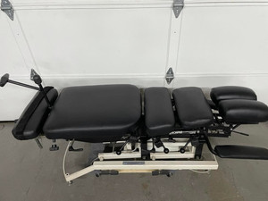 Chattanooga Ergostyle FX 8760 Chiropractic Full Drop Flexion Elevation Table Chattanooga Ergostyle FX 8760 Chiropractic Full Drop Flexion Elevation Table