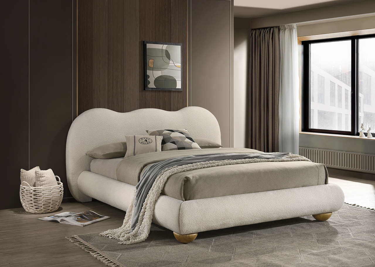 Finamore Queen Bed, White Boucle / FM72005WH-Q-BED - GEG COMFORT