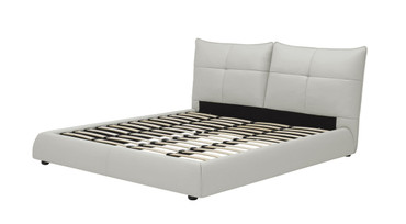 Modrest Patrick - Eastern King Modern White Leather Bed / VGKKB-75X-BED-EK