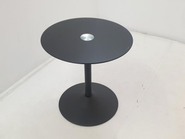 Ganso Round Metal End Table with Tempered Glass Top Black / CS-709687