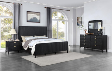 Brookmead 4-piece Eastern King Bedroom Set Black / CS-224711KE-S4