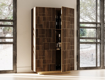 Auer- Brown Oak & Gold Wine Rack Cabinet / VGGM-W-VALDERA-WR
