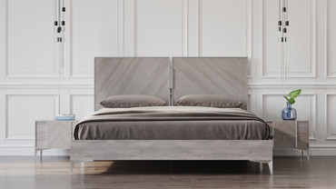 Eastern King Nova Domus Alexa Italian Modern Grey Bed + 2 Nightstands Set / VGACALEXA-BEDNS-SET-EK