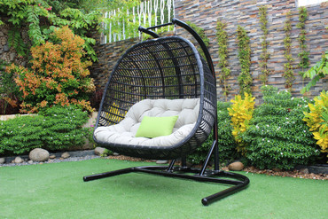 Renava San Juan Outdoor Black & Beige Hanging Chair / VGATRAHM-026