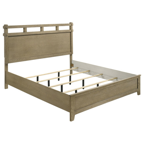 Hazlewood 61-inch Eastern King Panel Bed Vineyard Oak / CS-207531KE