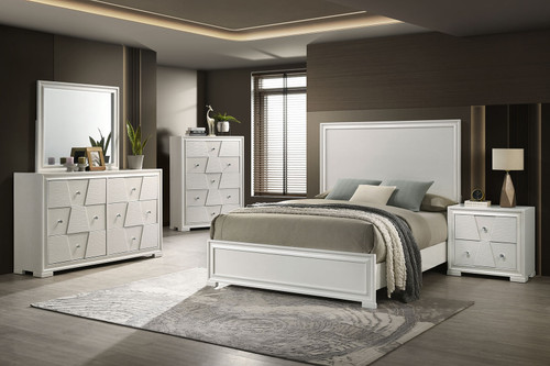 Holsted E.King Bed, White / FM72012WH-EK-BED